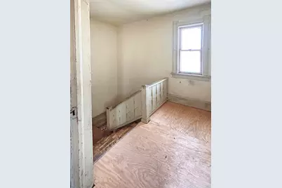 1971 N Bartlett Ave, Milwaukee, WI 53202 - Photo 13