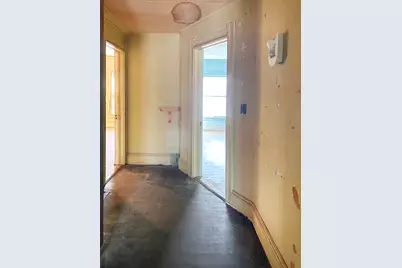 1971 N Bartlett Ave, Milwaukee, WI 53202 - Photo 15