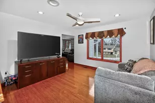 625 Lewis St, Burlington, WI 53105 - Photo 15