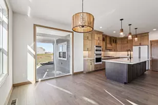 2034 Highland Wy, Racine, WI 53177 - Photo 17