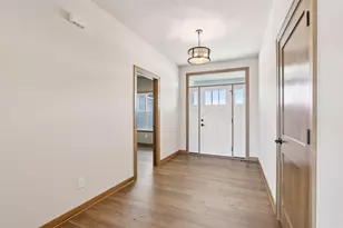 2034 Highland Wy, Racine, WI 53177 - Photo 9