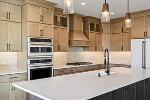 2034 Highland Wy, Racine, WI 53177 - Photo 13