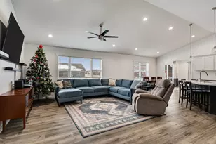 1954 McGilvray Way, Holmen, WI 54636 - Photo 5