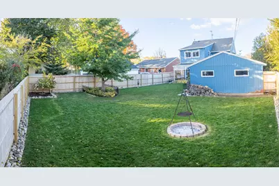 915  North Ave, Sheboygan, WI 53083 - Photo 37