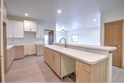 1320  Kettle Dr, Kewaskum, WI 53040 - Photo 3