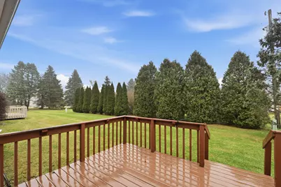 4547 W Maplewood Dr, Greenfield, WI 53220 - Photo 25