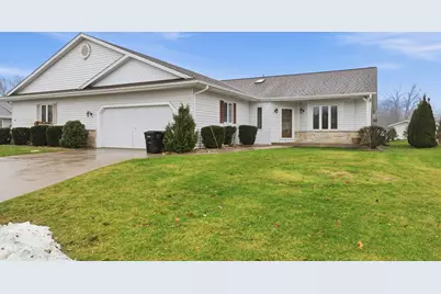 4547 W Maplewood Dr, Greenfield, WI 53220 - Photo 1
