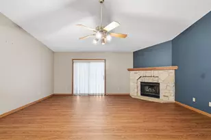 4547 W Maplewood Dr, Greenfield, WI 53220 - Photo 5