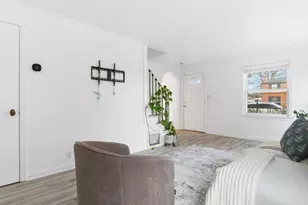 2420 Dwight St, Racine, WI 53403 - Photo 5