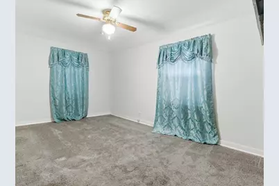 2420  Dwight St, Racine, WI 53403 - Photo 9