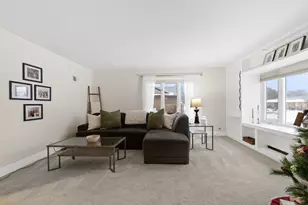 211 Madero Dr, Thiensville, WI 53092 - Photo 5