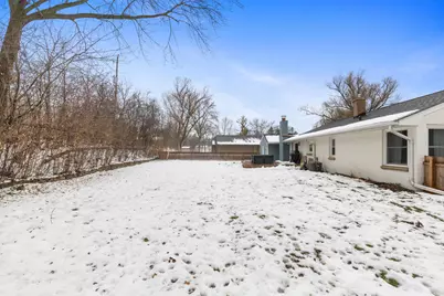 211  Madero Dr, Thiensville, WI 53092 - Photo 25