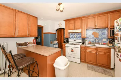 1816 S 59th St, West Allis, WI 53214 - Photo 11