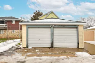2157 S 56th St, West Allis, WI 53219 - Photo 35