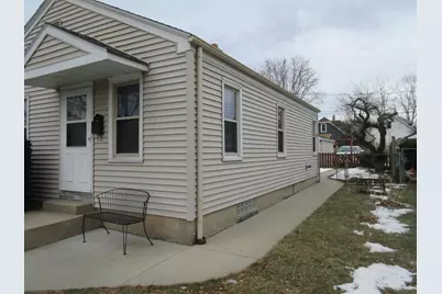 3130 S Clement Ave, Milwaukee, WI 53207 - Photo 3