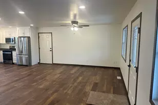 1223 9th St, La Crosse, WI 54601 - Photo 5