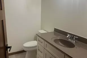 1223 9th St, La Crosse, WI 54601 - Photo 17