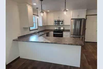 1223  9th St, La Crosse, WI 54601 - Photo 9