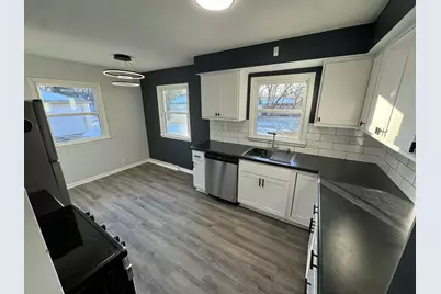 5474 N 56th St, Milwaukee, WI 53218 - Photo 7