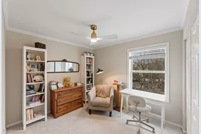 412 E Red Pine Cir, Dousman, WI 53118 - Photo 23