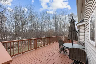 412 E Red Pine Cir, Dousman, WI 53118 - Photo 15