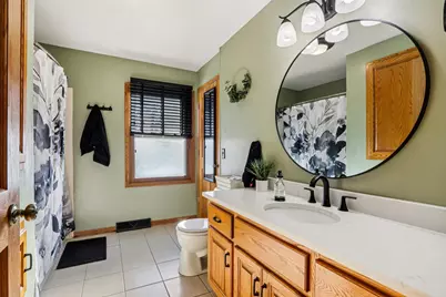 730 E Mackinac Ave, Oak Creek, WI 53154 - Photo 27