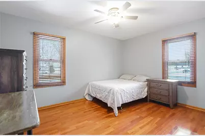 730 E Mackinac Ave, Oak Creek, WI 53154 - Photo 23