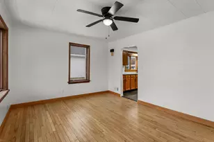 2323 9th Pl, Two Rivers, WI 54241 - Photo 9