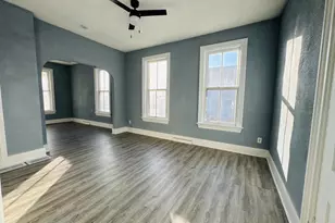 930 Marquette St, Racine, WI 53404 - Photo 9