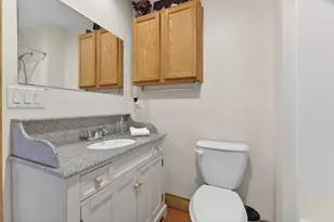 529 Parkview Dr, Racine, WI 53404 - Photo 25