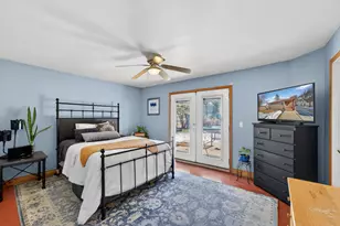 529 Parkview Dr, Racine, WI 53404 - Photo 9