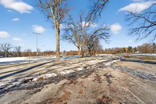 529 Parkview Dr, Racine, WI 53404 - Photo 31