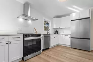 7245 N Seneca Ave, Glendale, WI 53217 - Photo 15