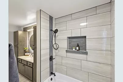 4068 N 72nd St, Milwaukee, WI 53216 - Photo 7