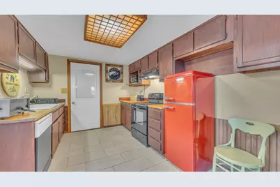 908  Michigan Ave, Sheboygan, WI 53081 - Photo 37