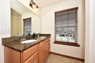 414 Yosemite Ave, Hartford, WI 53027 - Photo 25