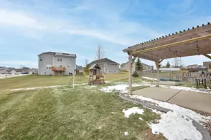 414 Yosemite Ave, Hartford, WI 53027 - Photo 41