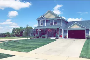 414 Yosemite Ave, Hartford, WI 53027 - Photo 1