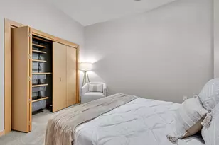 106 W Seeboth St, Milwaukee, WI 53204 - Photo 19