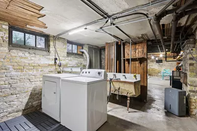 4042 N Downer Ave #4044, Shorewood, WI 53211 - Photo 75