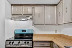 9043 N 86th St, Milwaukee, WI 53224 - Photo 9