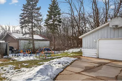 9043 N 86th St, Milwaukee, WI 53224 - Photo 25