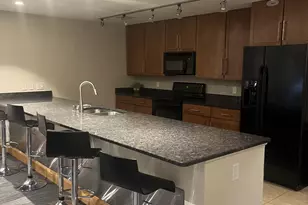 1550 E Royall Pl, Milwaukee, WI 53202 - Photo 35