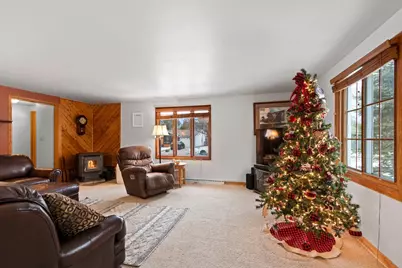 2109  41st St, Two Rivers, WI 54241 - Photo 11