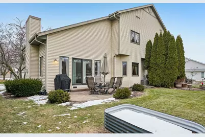 2245  Patrick Ln, Waukesha, WI 53188 - Photo 37