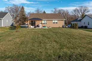 2040 90th St, Sturtevant, WI 53177 - Photo 5