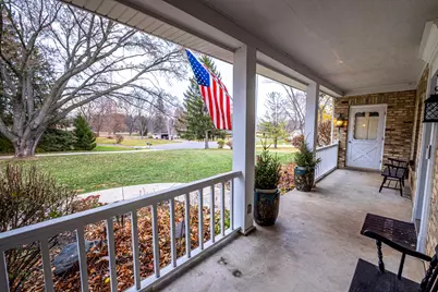 16355  Coronado Ct, Brookfield, WI 53005 - Photo 9