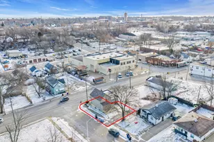 1130 S Memorial Dr, Racine, WI 53403 - Photo 35