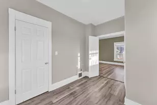 1130 S Memorial Dr, Racine, WI 53403 - Photo 13