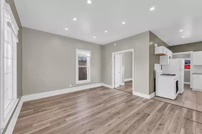 1130 S Memorial Dr, Racine, WI 53403 - Photo 17